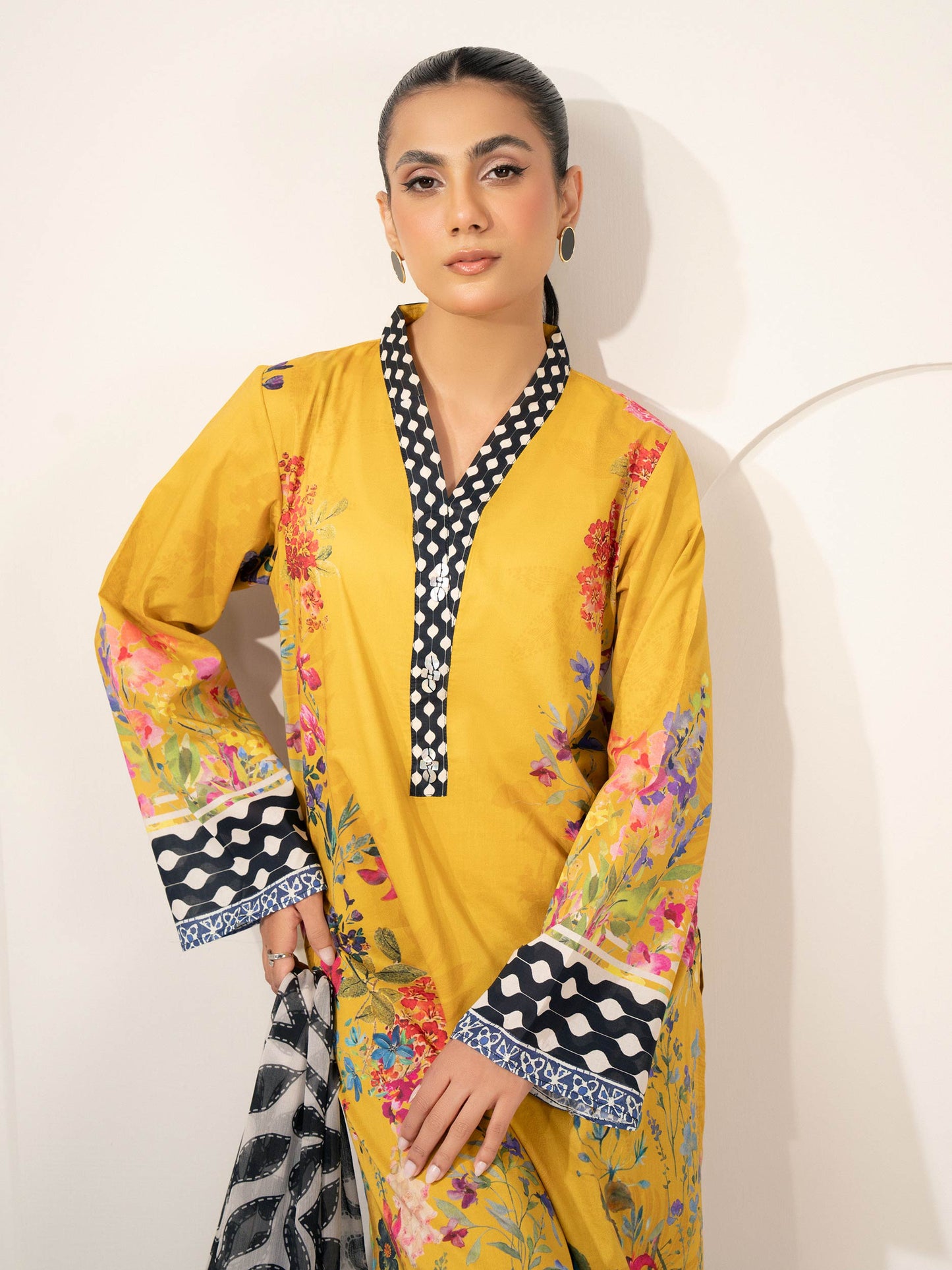 3 Piece Lawn Suit-Printed (Unstitched)