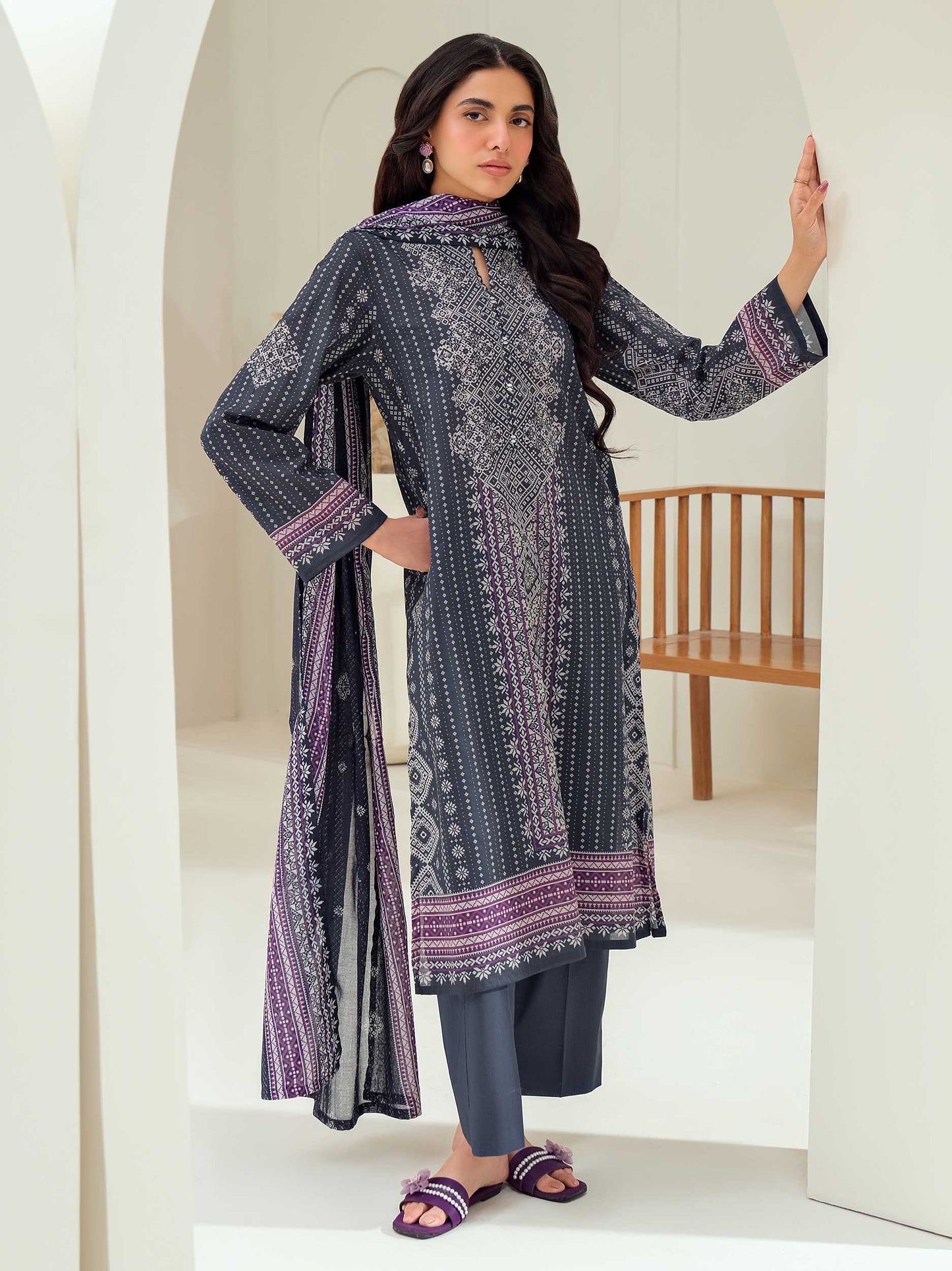 2 Piece Lawn Suit-Printed (Unstitched)