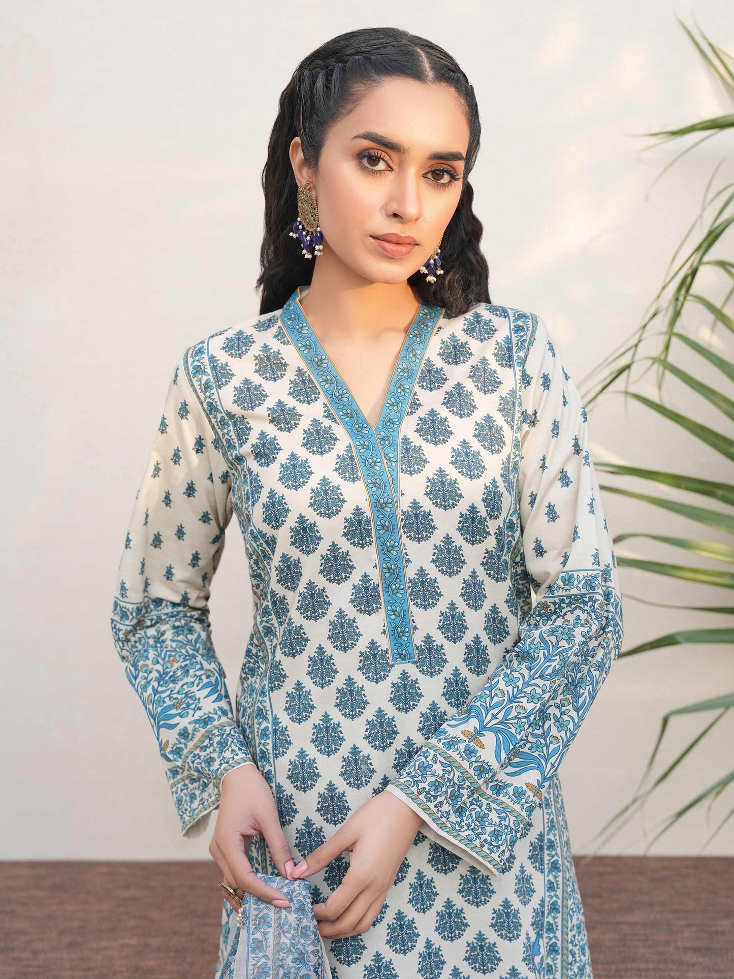 3 Piece Lawn Suit-Printed (Unstitched)