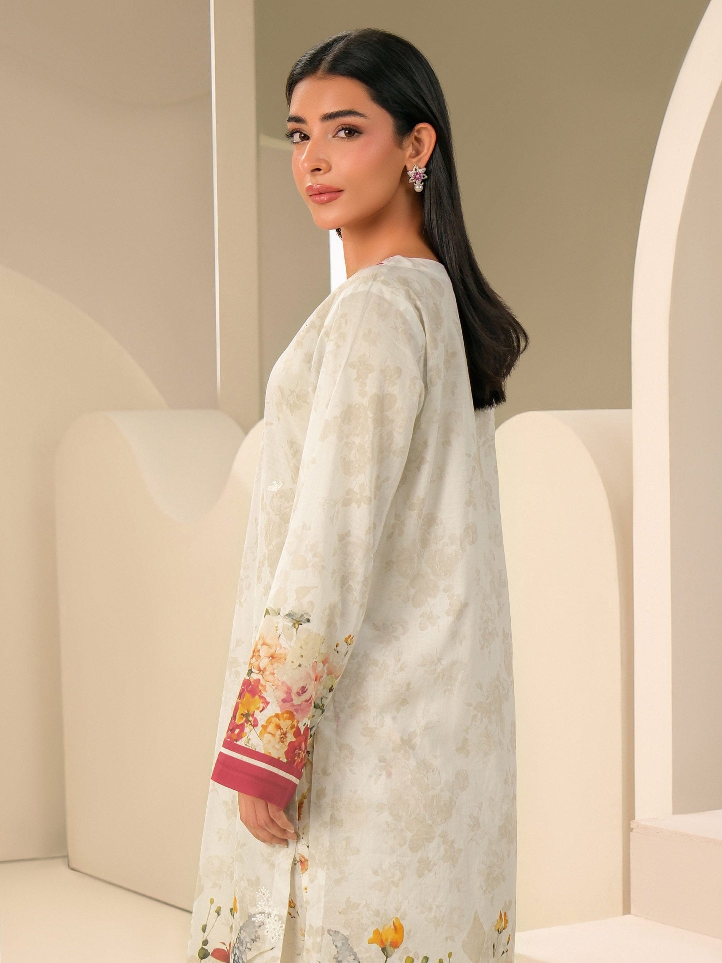 2 Piece Lawn Suit-Embroidered (Unstitched)