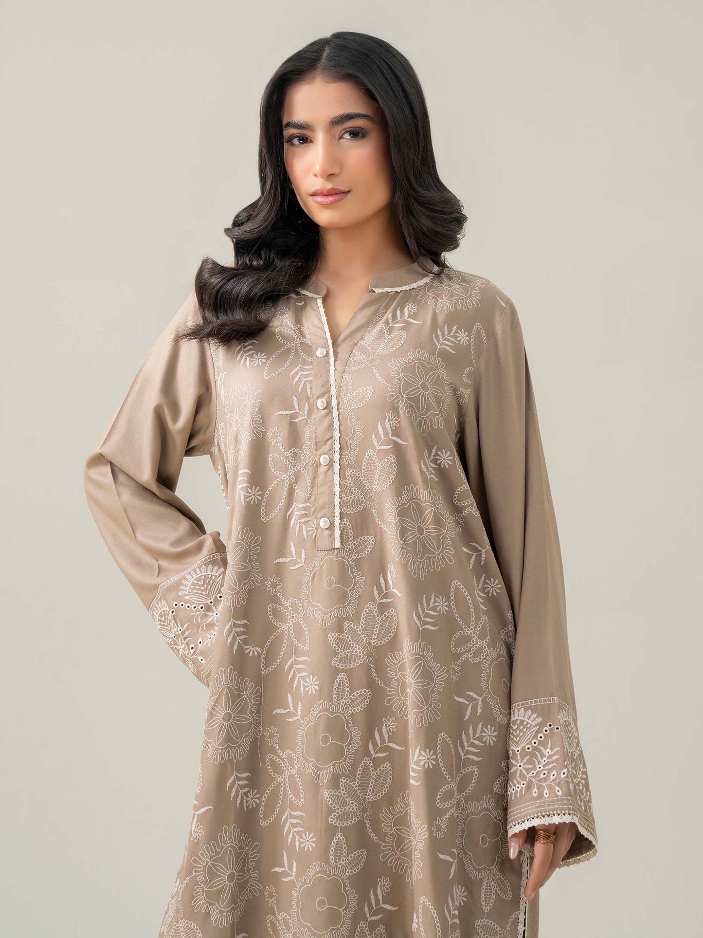 Crepe Co-ord Set-Embroidered (Pret)