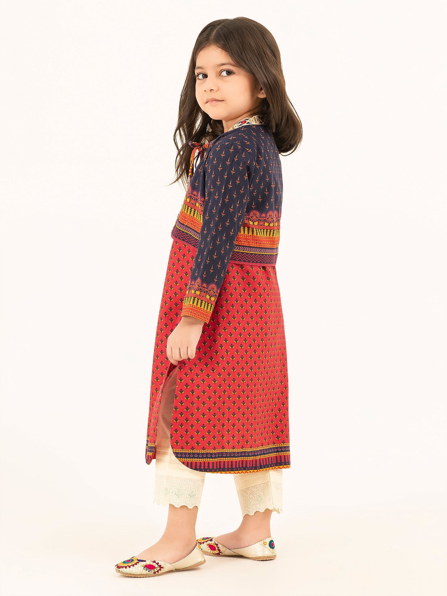 2 Piece Khaddar Suit-Embroidered (Pret)