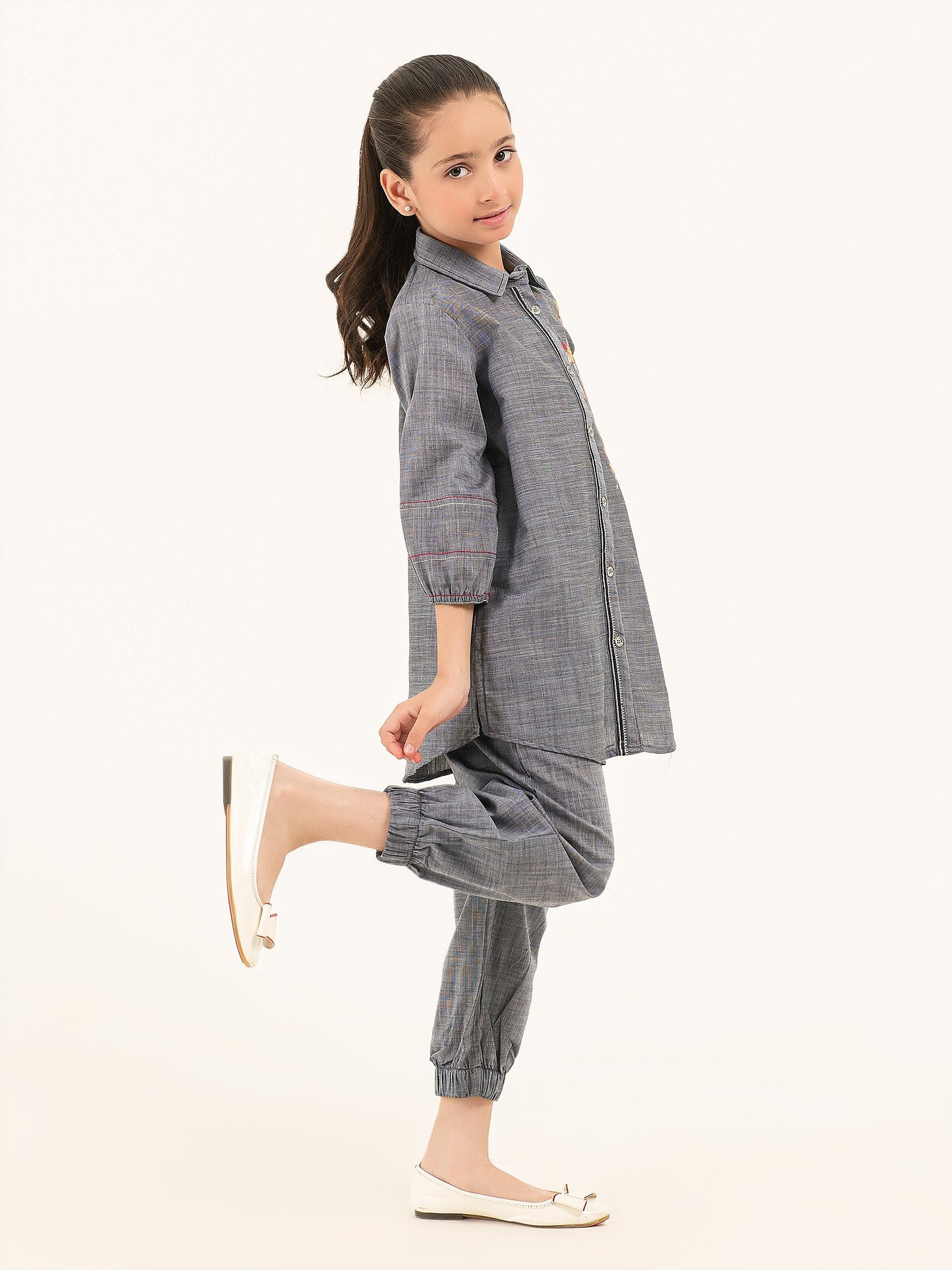 2 Piece Yarn Dyed Suit-Embroidered (Pret)