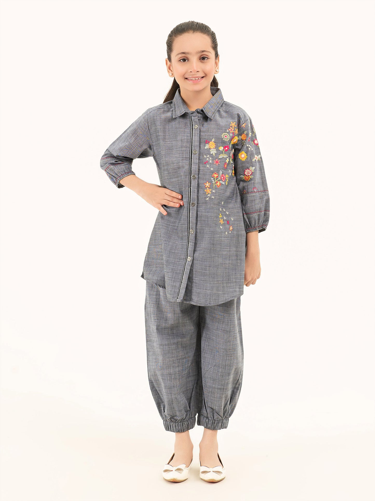 2 Piece Yarn Dyed Suit-Embroidered (Pret)