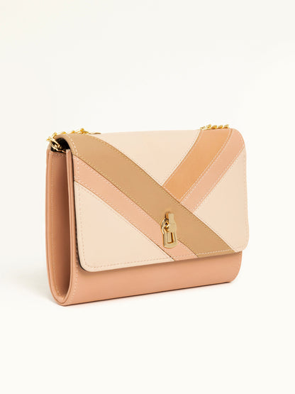 Keyhole Lock Clutch