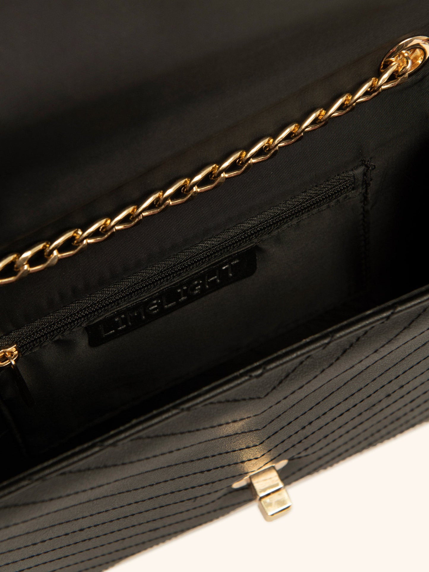 Thread Detailing Clutch