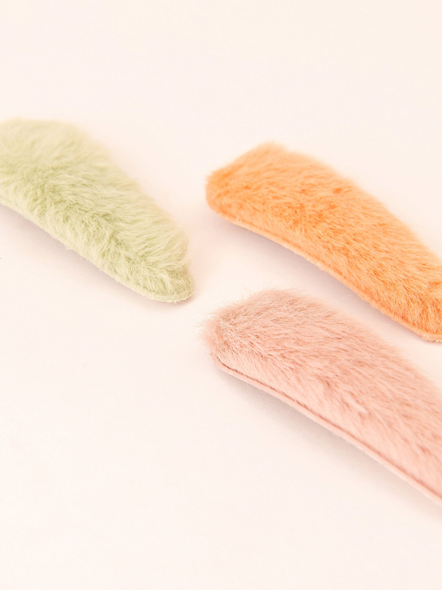 Fur Snap Clip Set