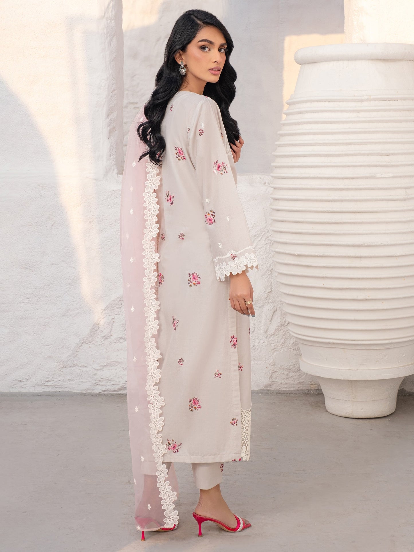 3 Piece Lawn Suit-Embroidered (Unstitched)